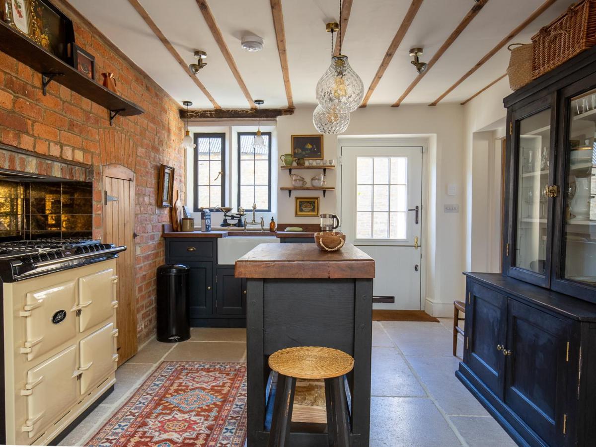Little Oakley Cottage Sandford St Martin Εξωτερικό φωτογραφία