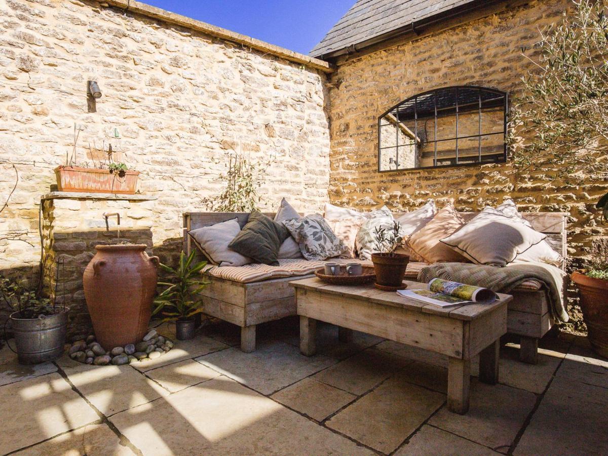 Little Oakley Cottage Sandford St Martin Εξωτερικό φωτογραφία